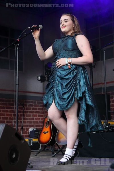 NELL MESCAL - 2024-08-21 - SAINT CLOUD - Domaine National - Scene Firestone - 